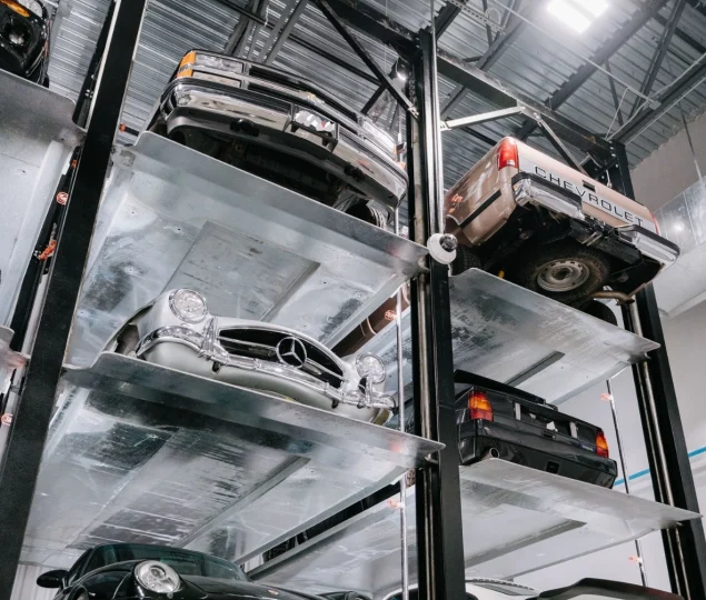 vertical-parking-system-classic-modern-vehicles